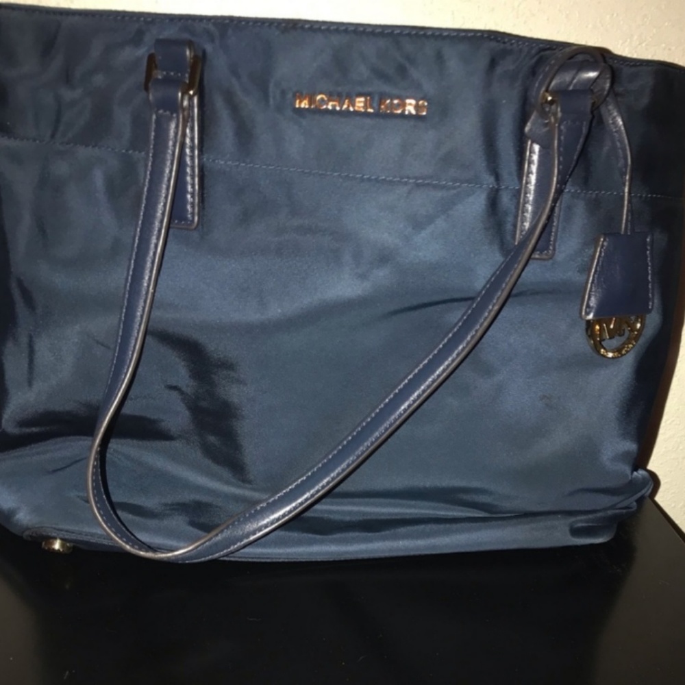 MK tote